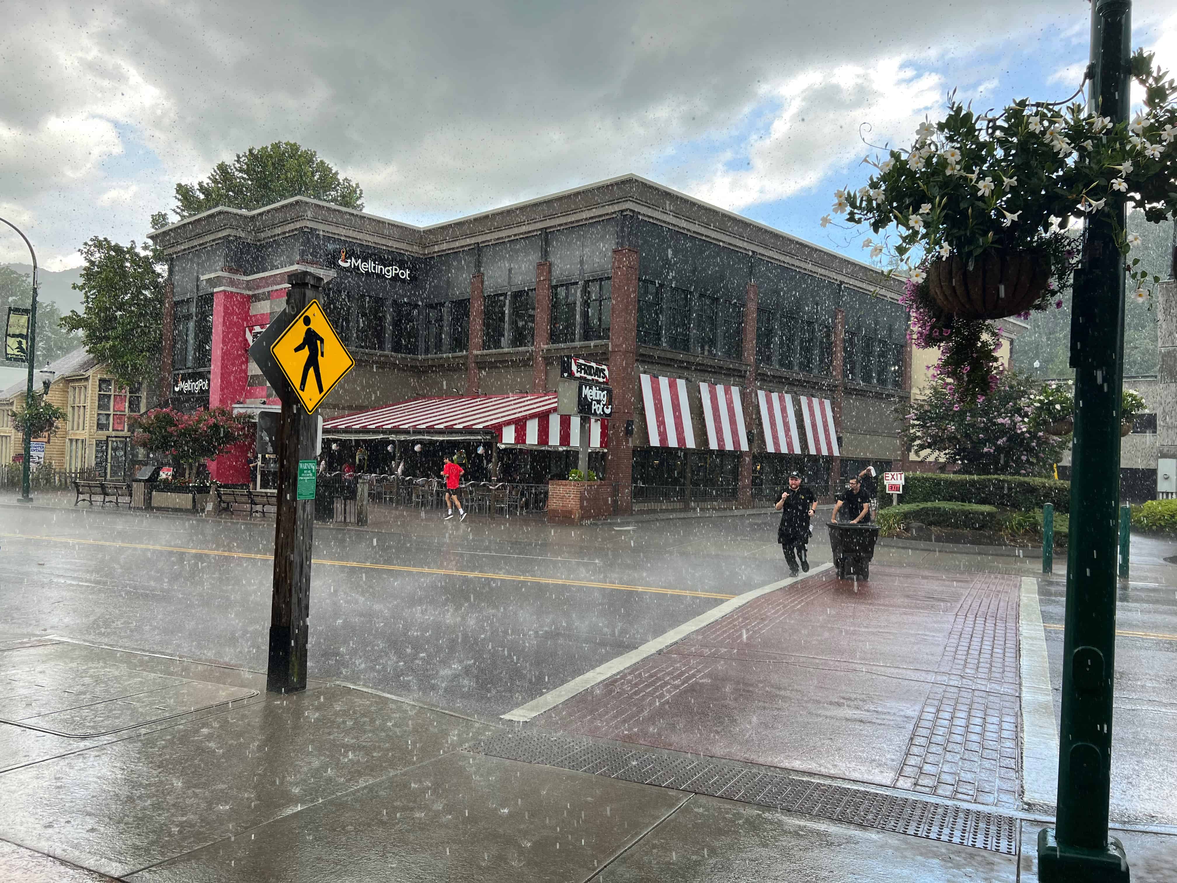 Gatlinburg - Melting Pot & Fridays