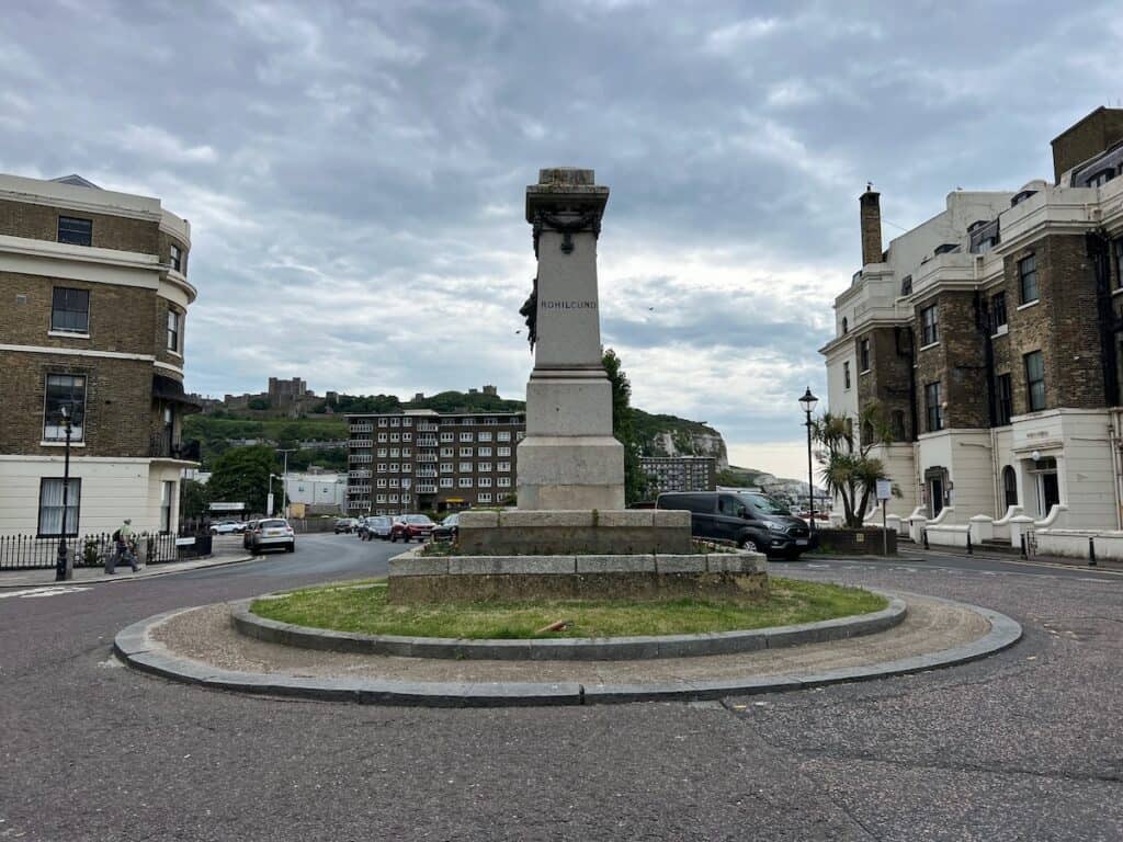 Round about with statue near the Dover Cruise Port