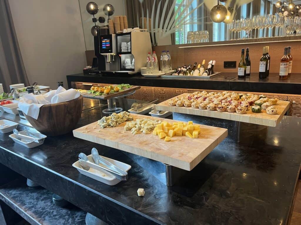 Food from Happy Hour at the Club at the Hyatt Regency