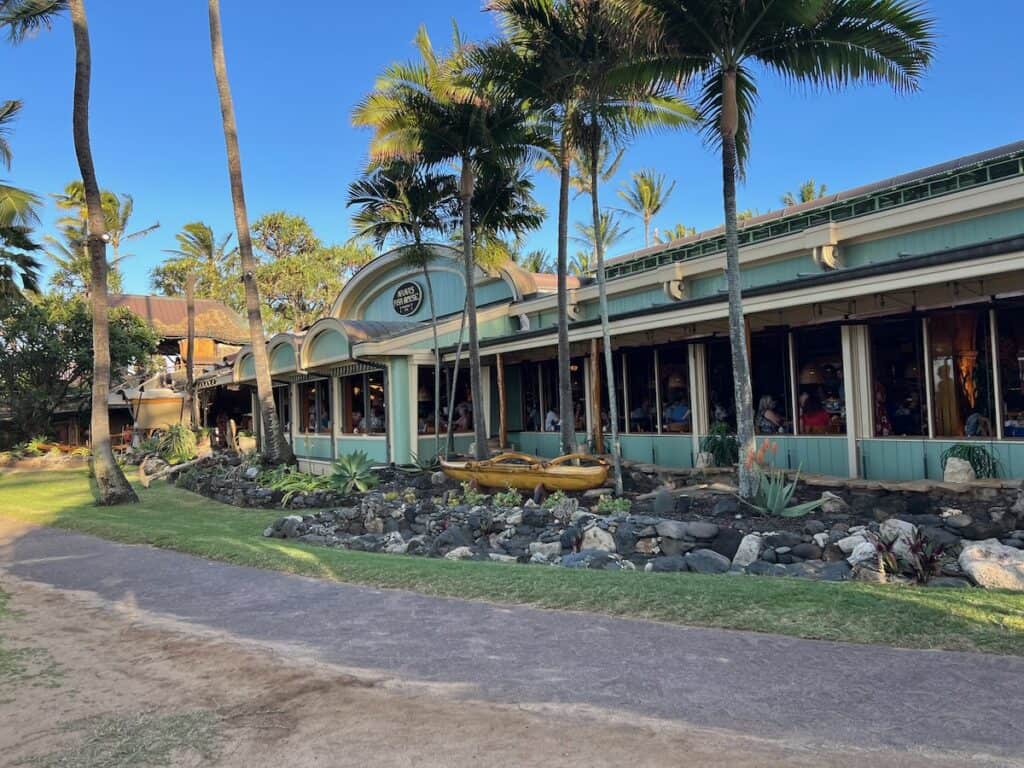 Front view of Mama's Fish House