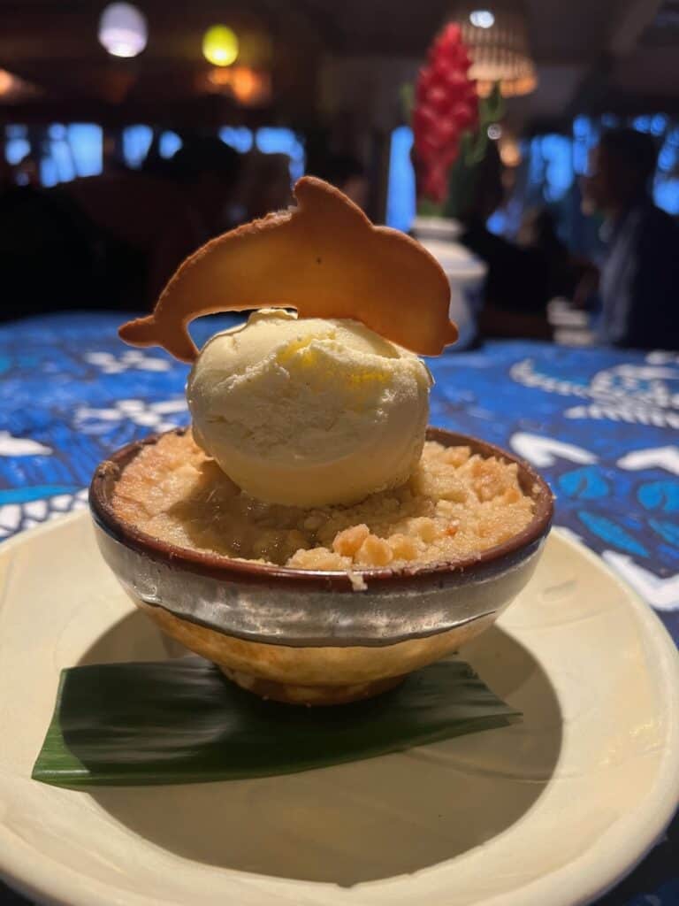 Banana Macademia Nut Crish with Vanilla Ice Cream