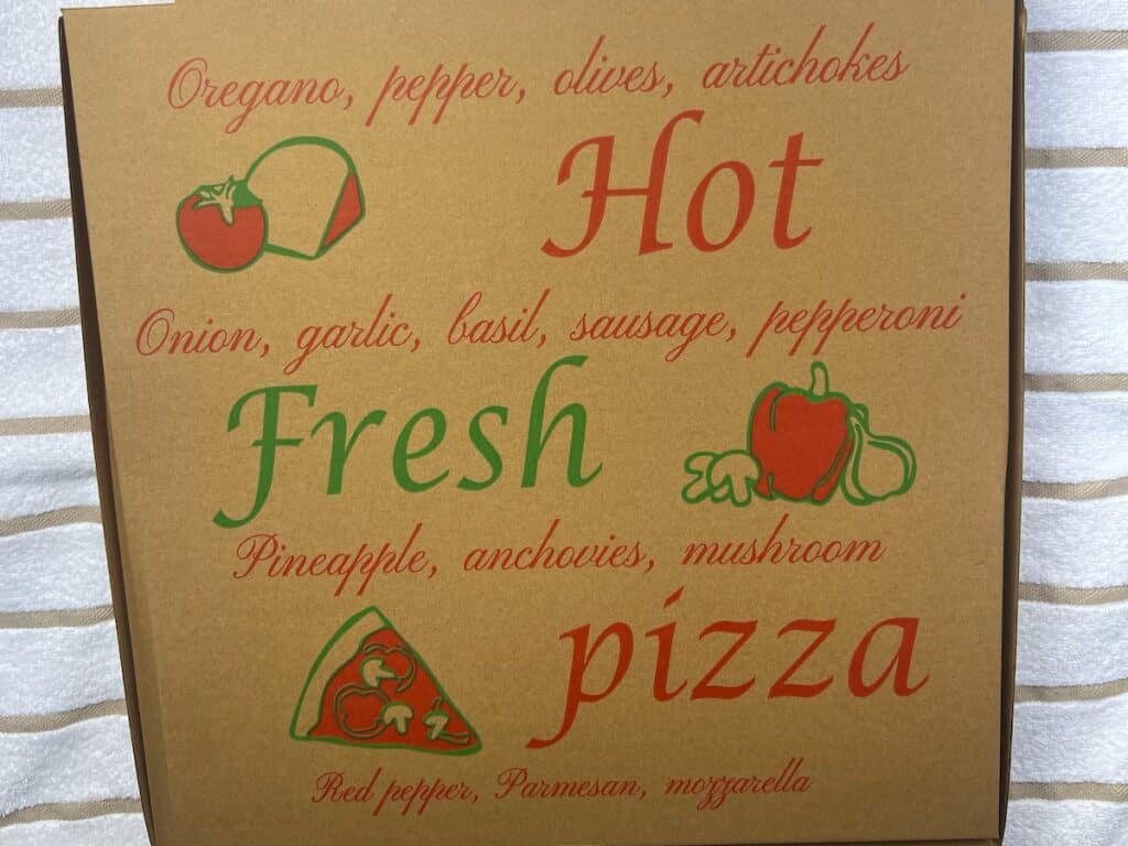 Pizza box from Papis Ohana pizza place in Kaanapali Maui