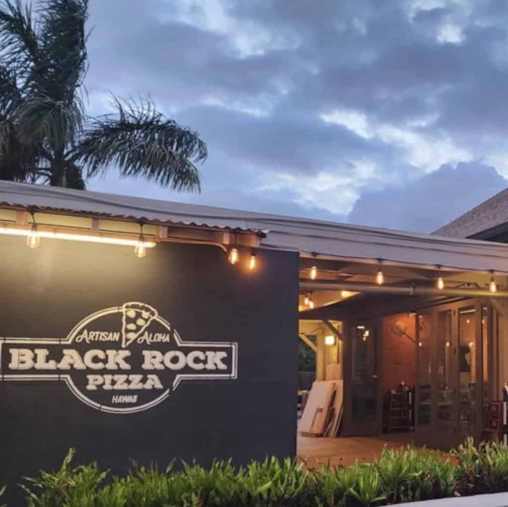 Black Rock Pizza in Kihei Maui
