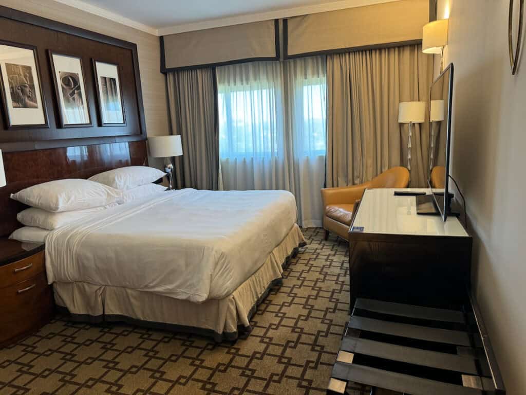 Kingsize bedroom of our suite at the Hilton Cairo Heliopolis