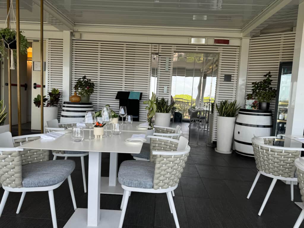 Rooftop bar restaurant at the tribune in Rome
