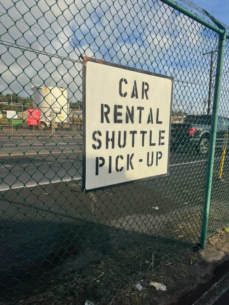Sign to the Car Rental Shuttel Pick-Ups