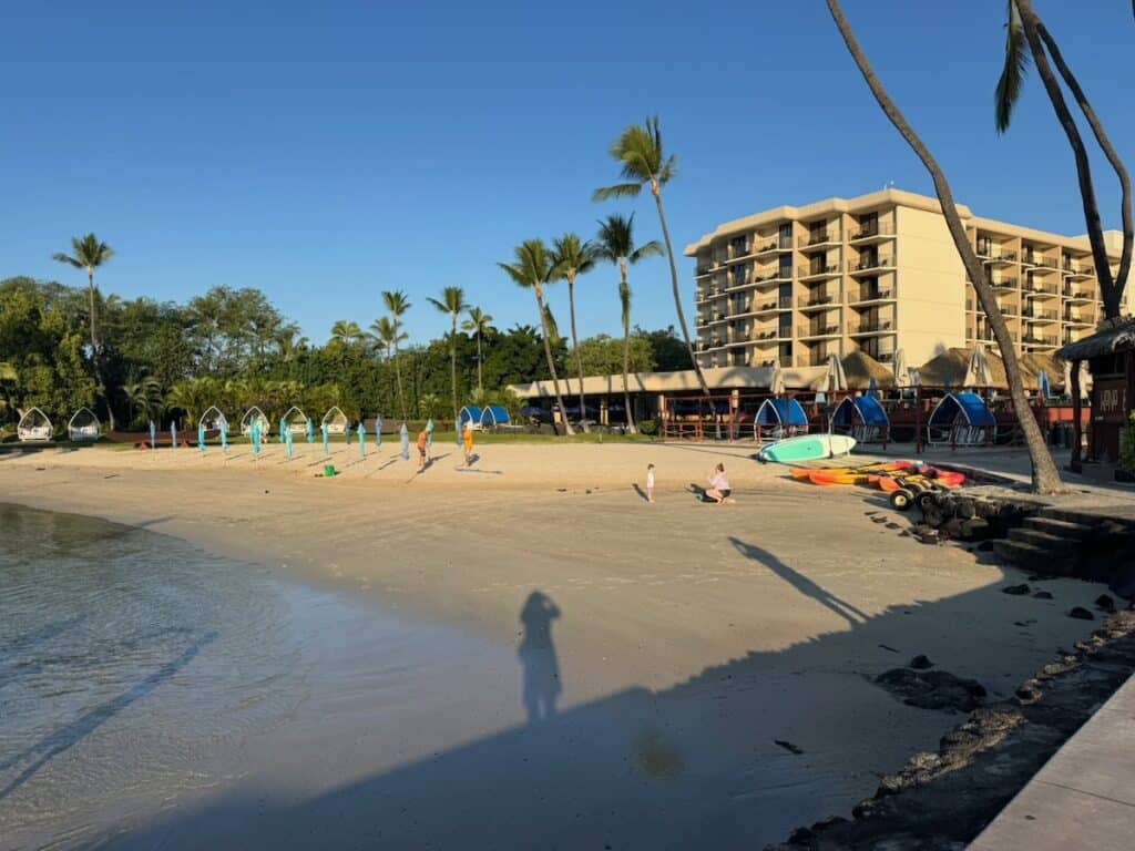 View of the Courtyard Marriott at the Kona Cruise Port