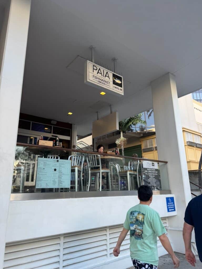 Outdoor seating at the Paia Fish market Waikiki