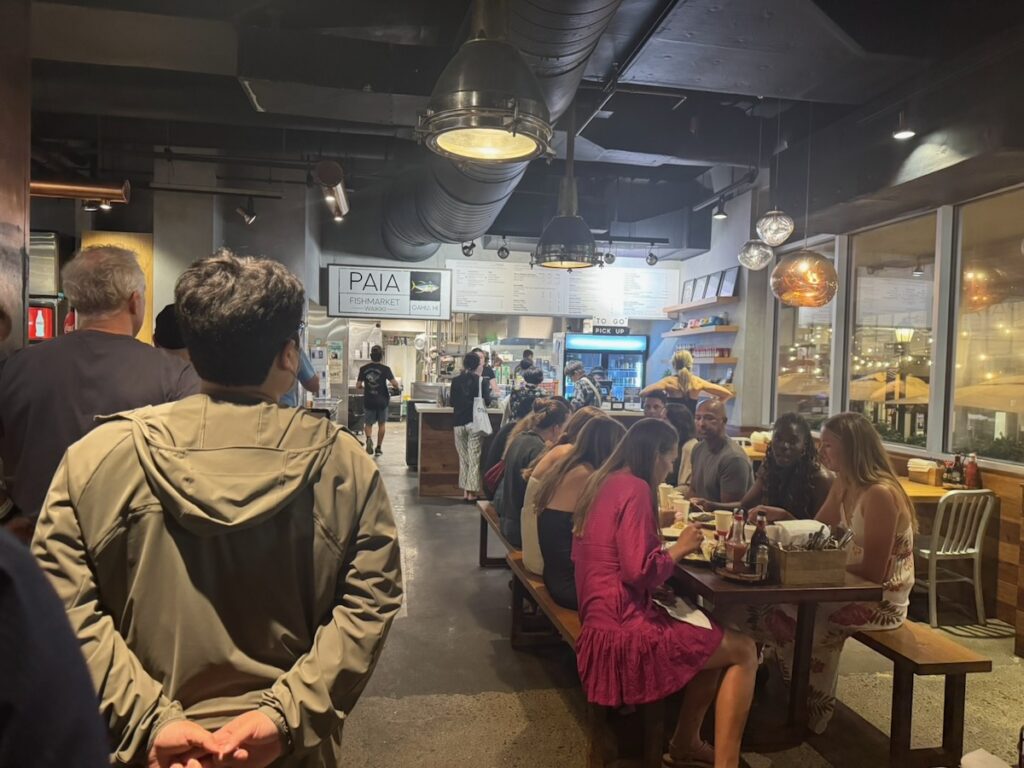 Line inside one evening a the Paia Fish Market Waikiki